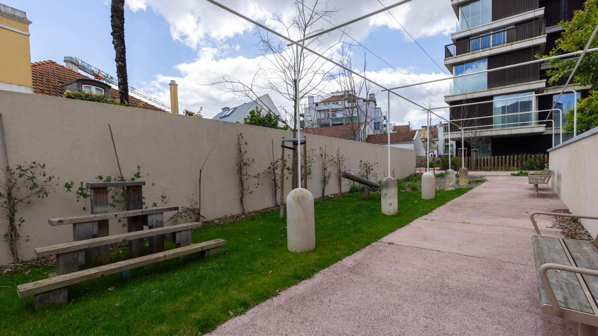 Apartment Jardins Da Gloria Stylish Living By Lovelystay